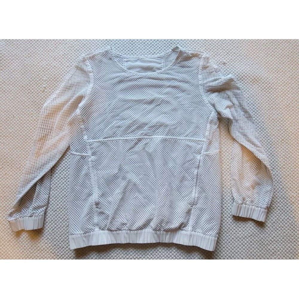 Lululemon White Mesh‎ on Mesh Size Small Long Sleeve Pullover Workout Yoga Top - Picture 2 of 8